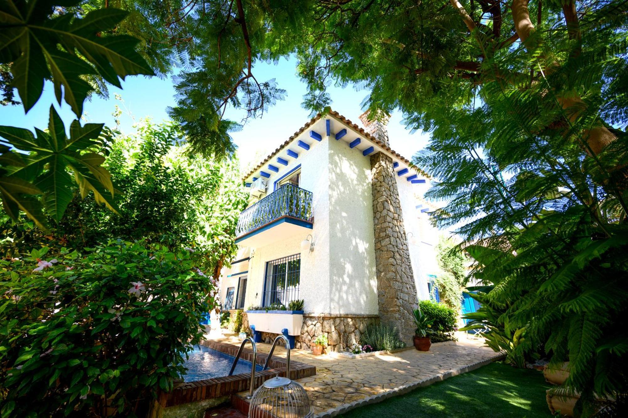 Blue Castle Guesthouse Málaga Buitenkant foto